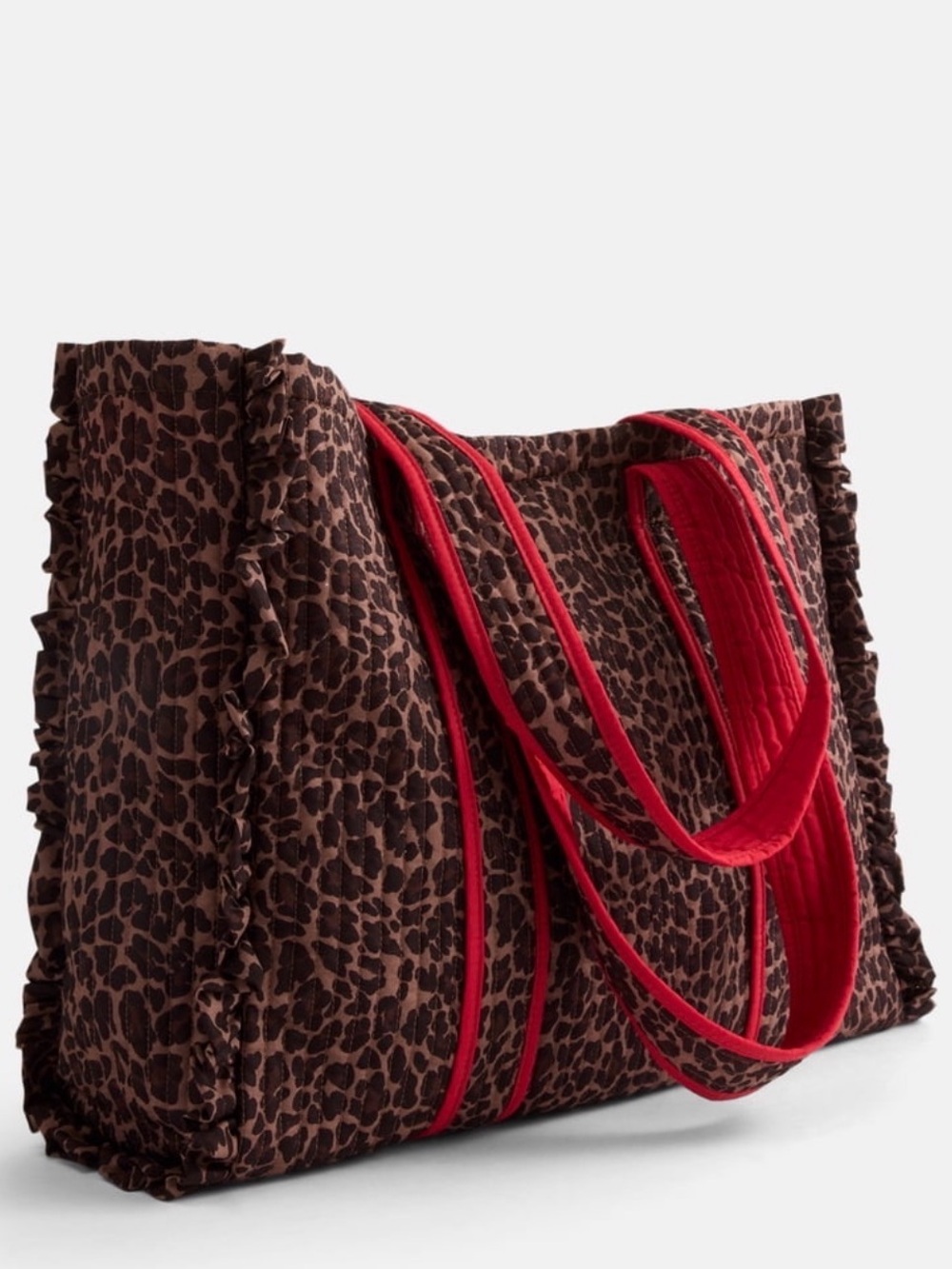 Viral no boundaries quilted tote bag leopard with red trim WALMART - Picture 2 of 6